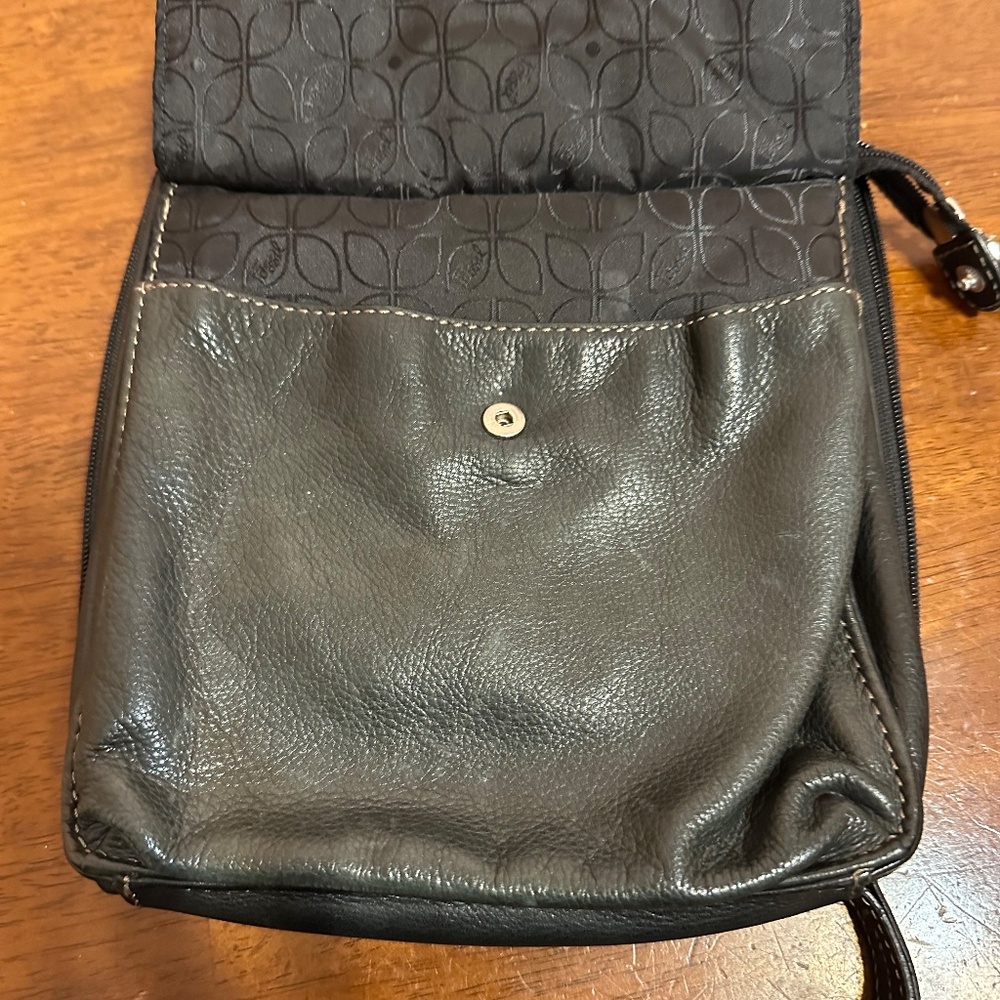 Vtg 90s/Y2K Fossil Black Leather Crossbody Organizer Bag - Picture 2 of 12